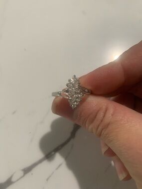Vintage Silver Toned Cluster Statement Ring size 9.